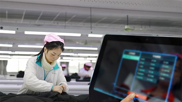 激活服裝“智腦”，看見企業(yè)未來——軟件技術(shù)開發(fā)驅(qū)動(dòng)的服裝行業(yè)變革